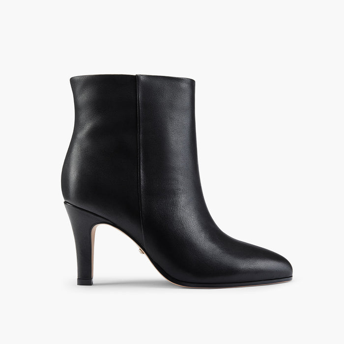 TANYA - black leather ankle boots