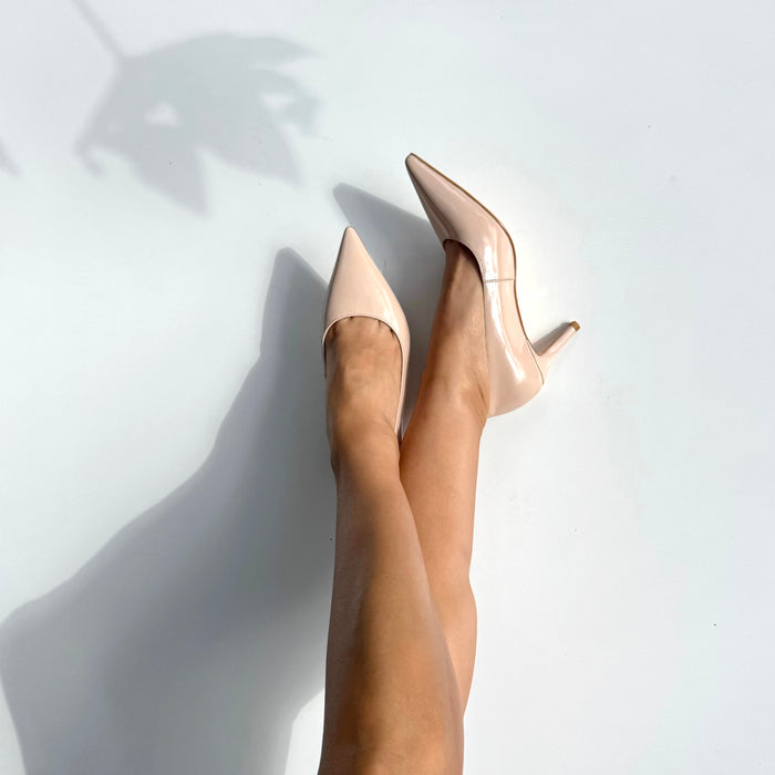 TIA BEIGE PATENT - kitten heels