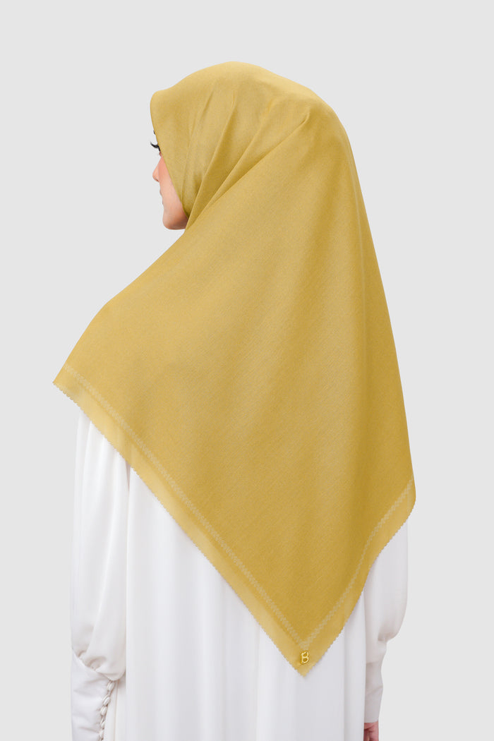 today's scarf xl in honey by buttonscarves back view