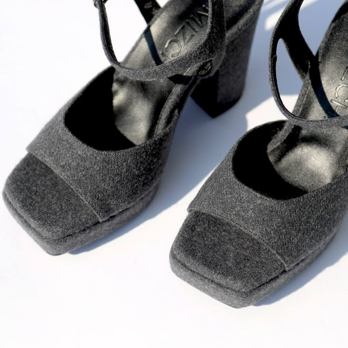 UK size 13 - JANGMI - black, 10/2cm heels