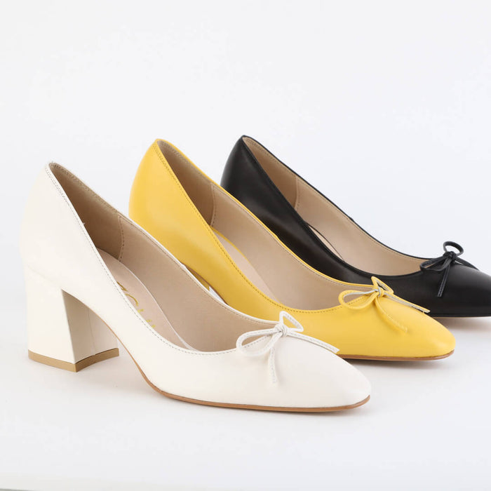 *UK size 2 - JANE LEATHER - ivory, 6cm heels