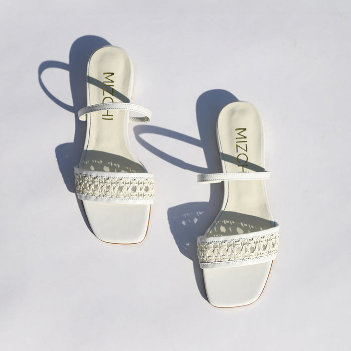 *UK size 2.5 - SELLY SUMMER - white, 1.5cm heels