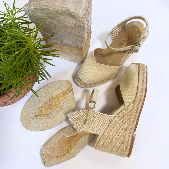 VITTORIA - beige ankle strap espadrilles