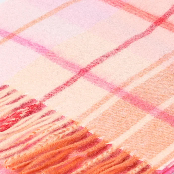 Welsh Woollens 100% Lambswool Scarf | Traditional Craftsmanship Meets Timeless Comfort | Luxuriously Soft Lambswool Woven in Wales | Elegant, Warm & Naturally Breathable